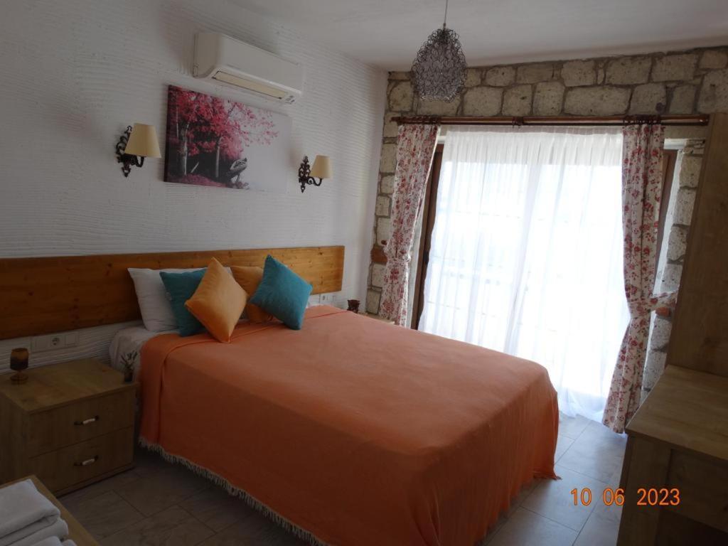 Surya Butik Hotel อาเลอเจอติ ภายนอก รูปภาพ