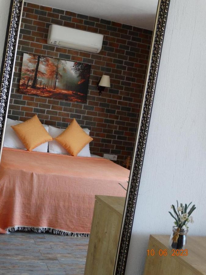 Surya Butik Hotel อาเลอเจอติ ภายนอก รูปภาพ